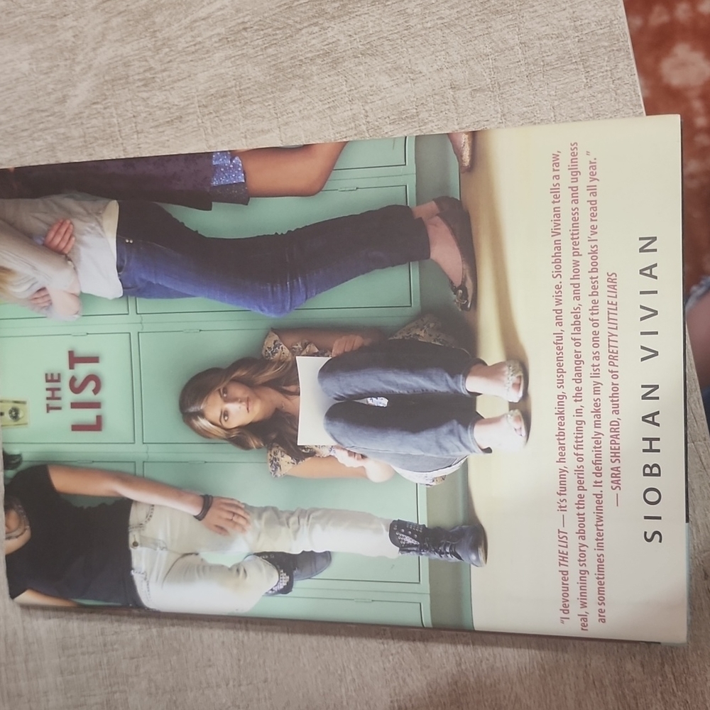 3/$9 The List by Siobhan Vivian